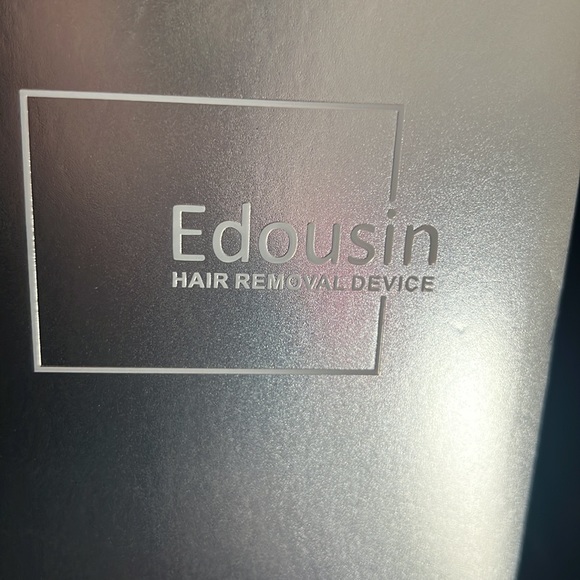 New Laser Hair Removal for Women Permanent- Laser Hair Remover for Men- at Home - Picture 2 of 3